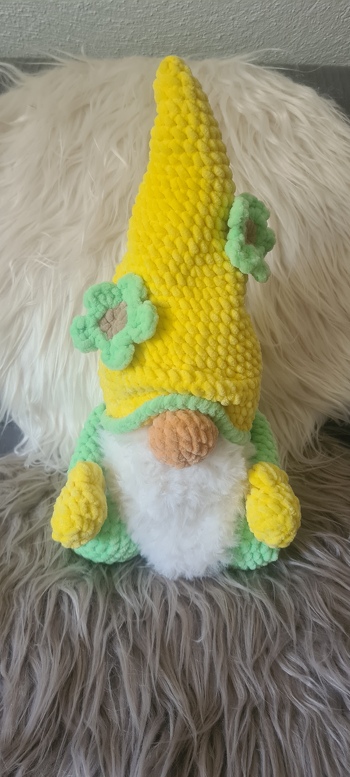Eine tolle Anleitung. Leicht verständlich  und geht schnell von der Hand
#Amigurumi #Wichtel #Frühling #Frühlingswichtel #Deko #Zwerg