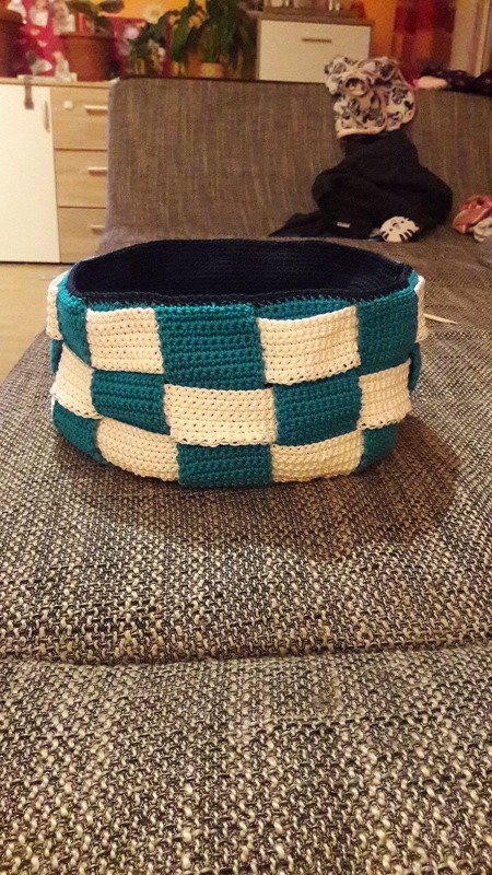 Häkelkorb / Utensilo