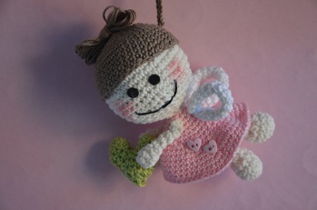 Schutzengelchen zum Aufhängen...wieder so eine schöne Anleitung, leicht nachzuarbeiten :)