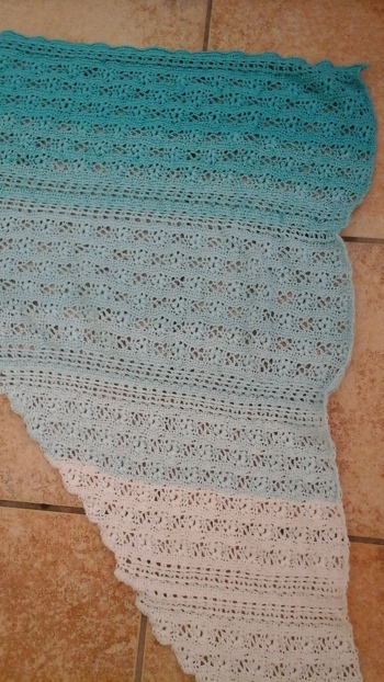 Wunderschöne Anleitung gut erklärt.  Essen über 1000ll 3 Fäden mit 3,5 gehäkelt