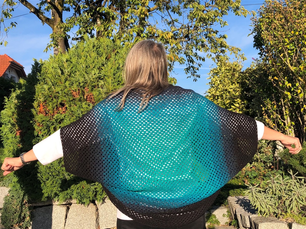 Granny Twister Cardigan
