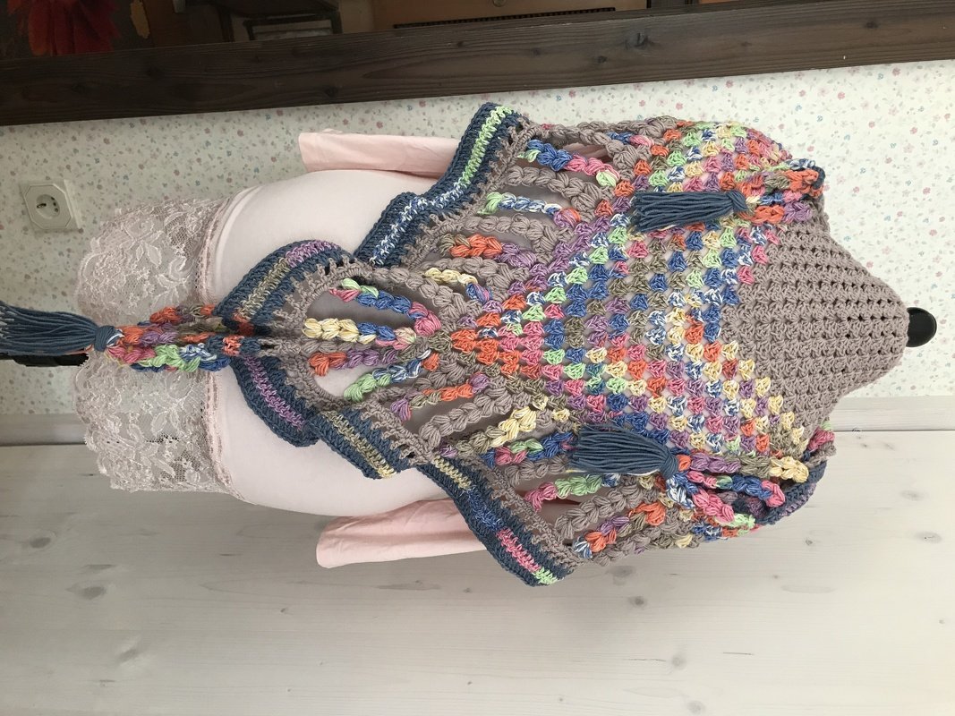 “Sweetie chain” -