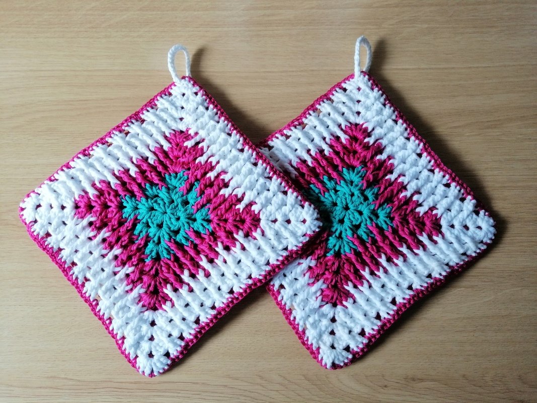 Mosaic Granny Potholders - Mix