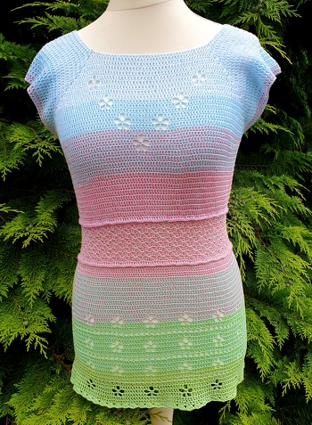 Tolle Anleitung...mein Blütentraum ist aus 200g mit 3 Nadel entstanden