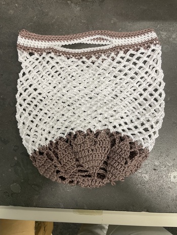 Was für eine tolle Anleitung für eine niedliche kleine Netztasche!! Da werden noch viele folgen!