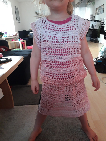 Ein für mich super schnelles Kleidchen und meine kleine ist begeistert!