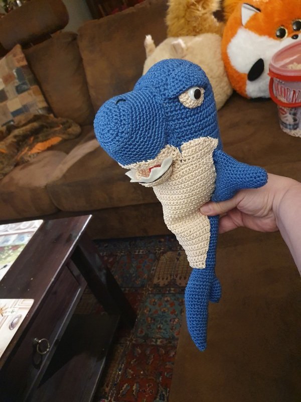 Hungriger Hai Sharky Häkelanleitung Amigurumi