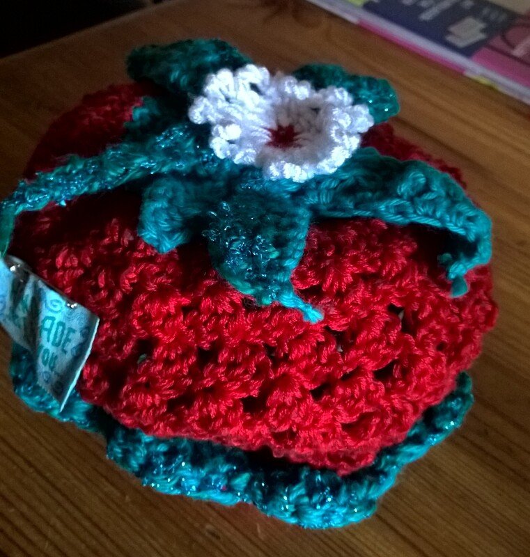 Baby Mütze mit großem Puschel