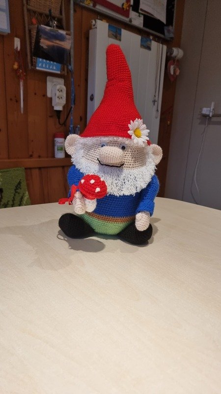 Kurti, der süsse Gartenzwerg