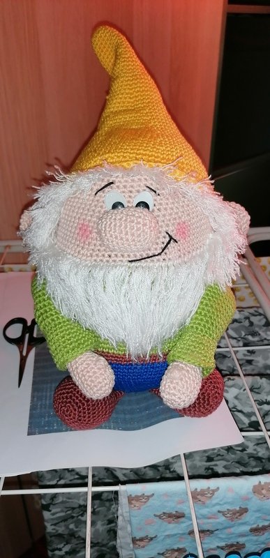 Kurti, der süsse Gartenzwerg