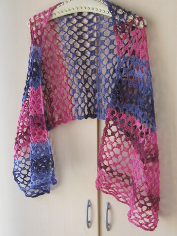 Tolle Anleitung - leicht zu häkeln - hat Spass gemacht - als Geschenk für meine Nichte gedcht.