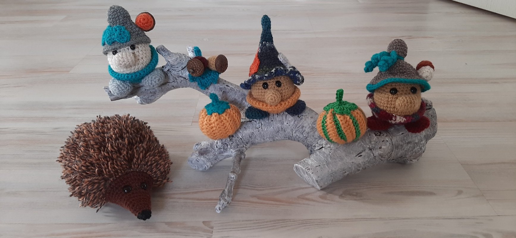 kleine Herbstwichtel - Häkelanleitung