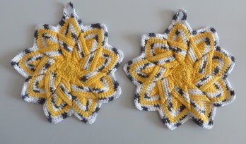 Topflappen 'Blume' - Kostenlose H&auml;kelanleitung