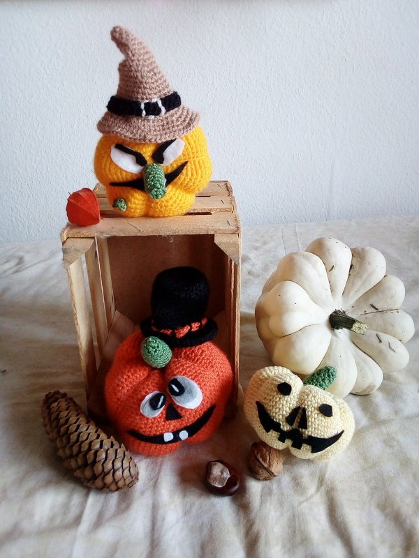 Halloween pumpkins - Crochet pattern