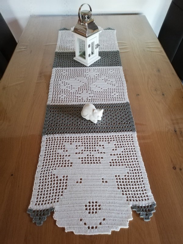 Häkeln / Tischläufer "Rudi"