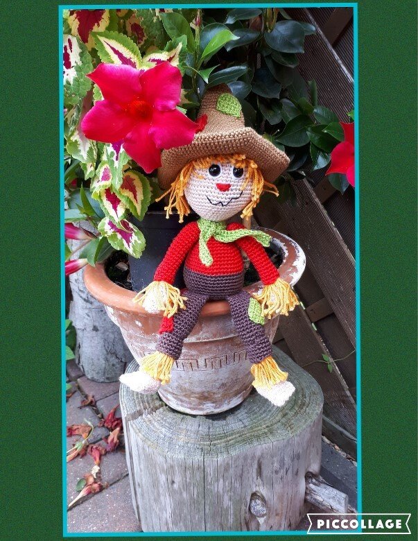 Jupp, die freundliche Vogelscheuche  :-)