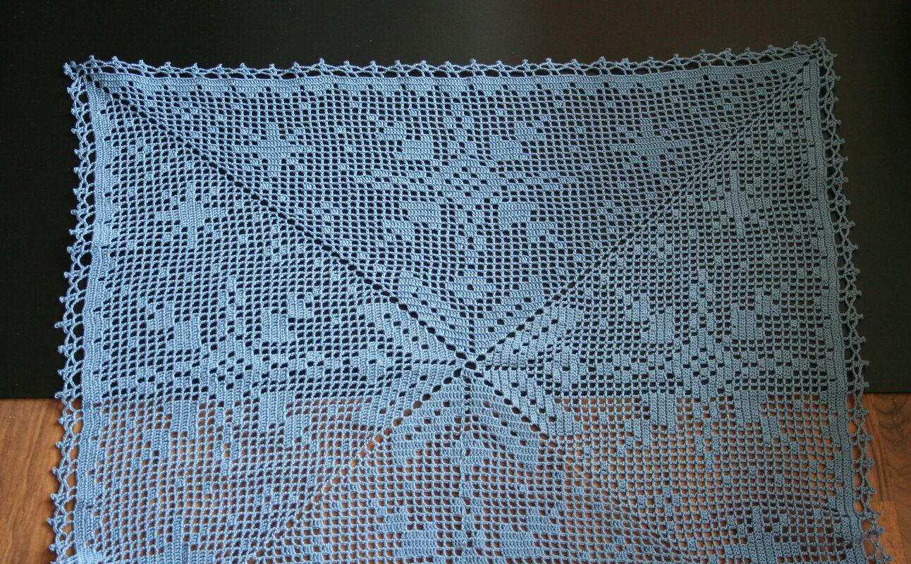 Mitteldecke &quot; Dancing Snowflakes &quot;