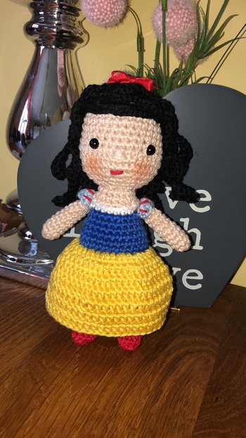 super Anleitung, hab aus Belle ein Schneewittchen gemacht!🥰