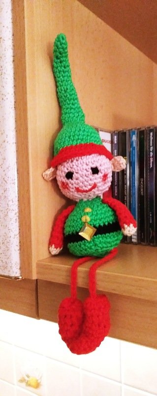 kleine Kantenhocker Herbstelf  Winterwichtel Wichtel  mit 2 Mützen