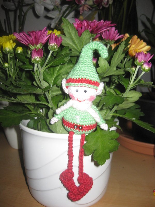 kleine Kantenhocker Herbstelf  Winterwichtel Wichtel  mit 2 Mützen