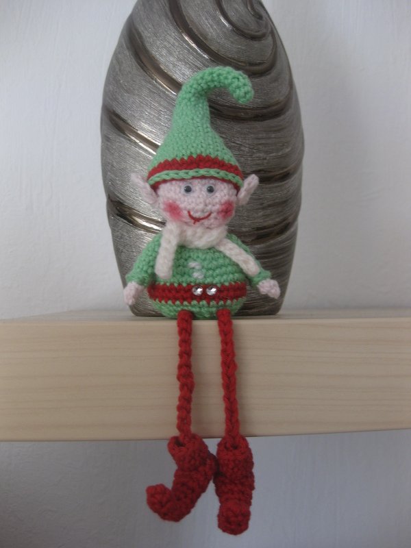 kleine Kantenhocker Herbstelf  Winterwichtel Wichtel  mit 2 Mützen