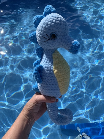 Super Anleitung, ich habe das Seepferdchen mit Himalaya Dolphin Babywolle gehäkelt in der Nadelstärke 5.