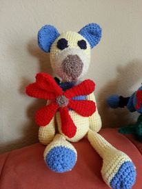 Bärchen mit Blume Häkelanleitung / Amigurumi