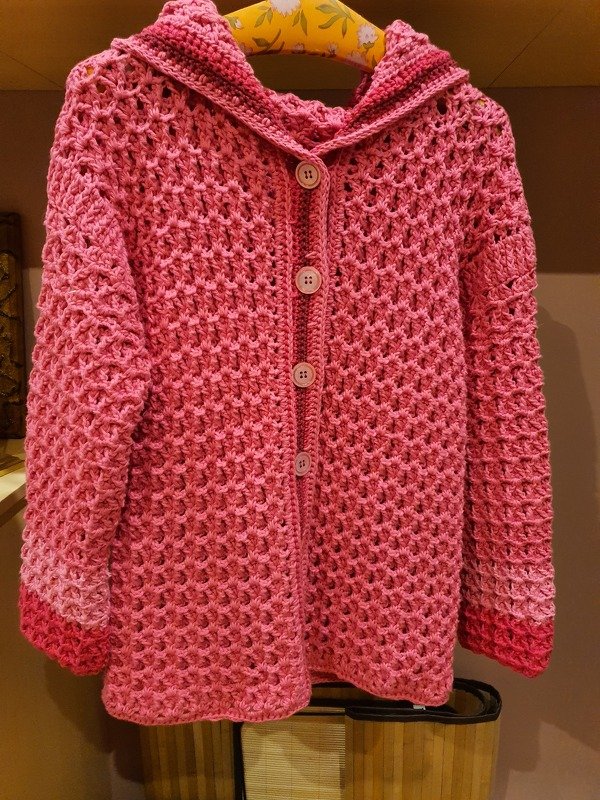 Kapuzenjacke Gr. S/M Häkelanleitung