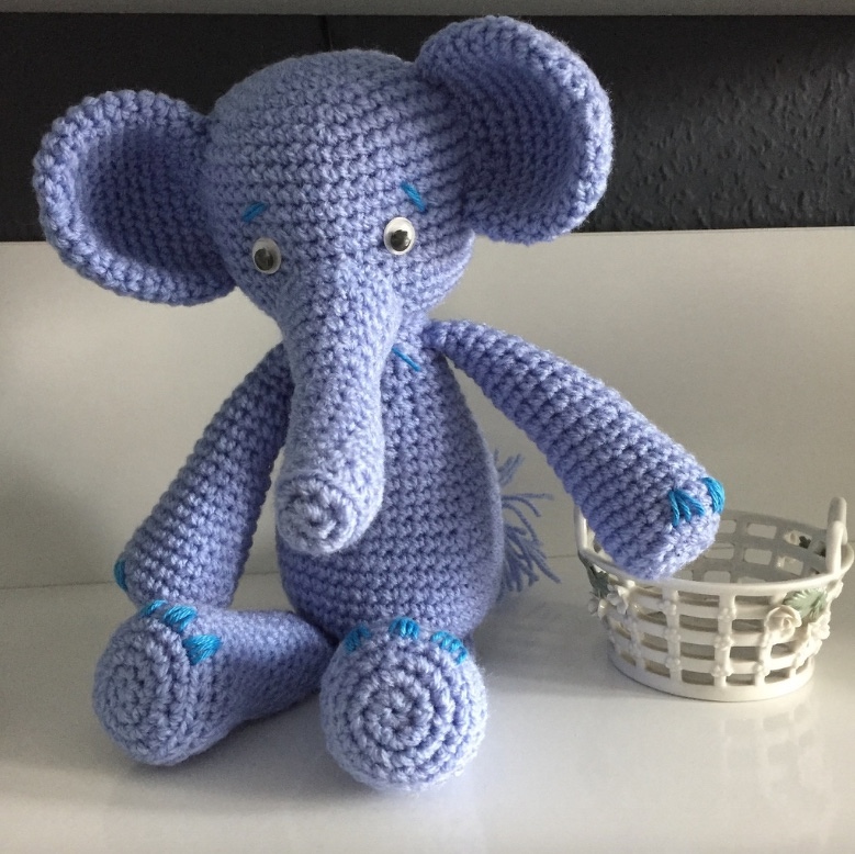 Elefant Bert Häkelanleitung