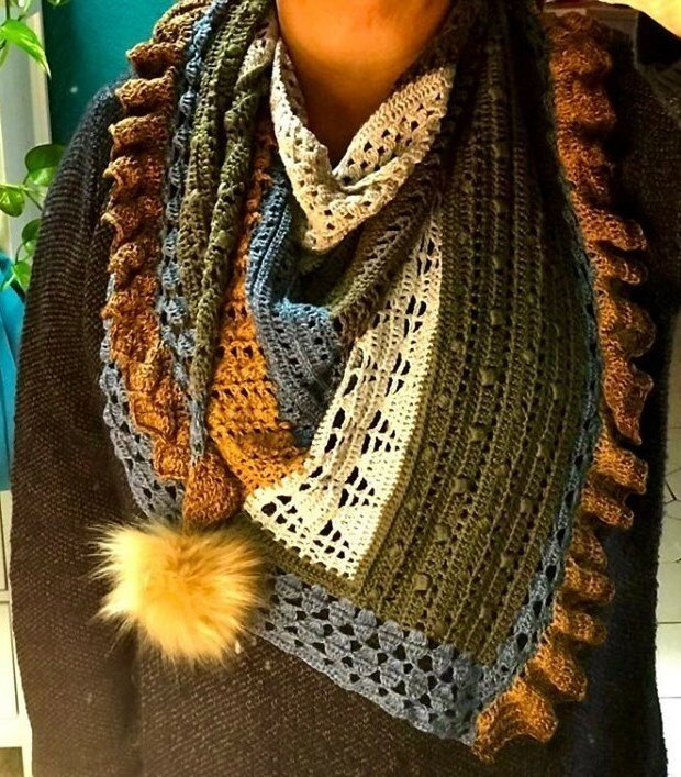 Häkelanleitung Tuch Mona ein ungewöhnliches Dreiecktuch