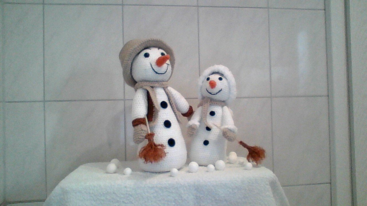 Fritz und Fratz , die flei&szlig;igen Schneem&auml;nner