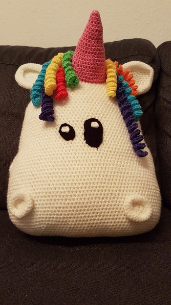 Mit acrylic DK budget yarn gehäkelt