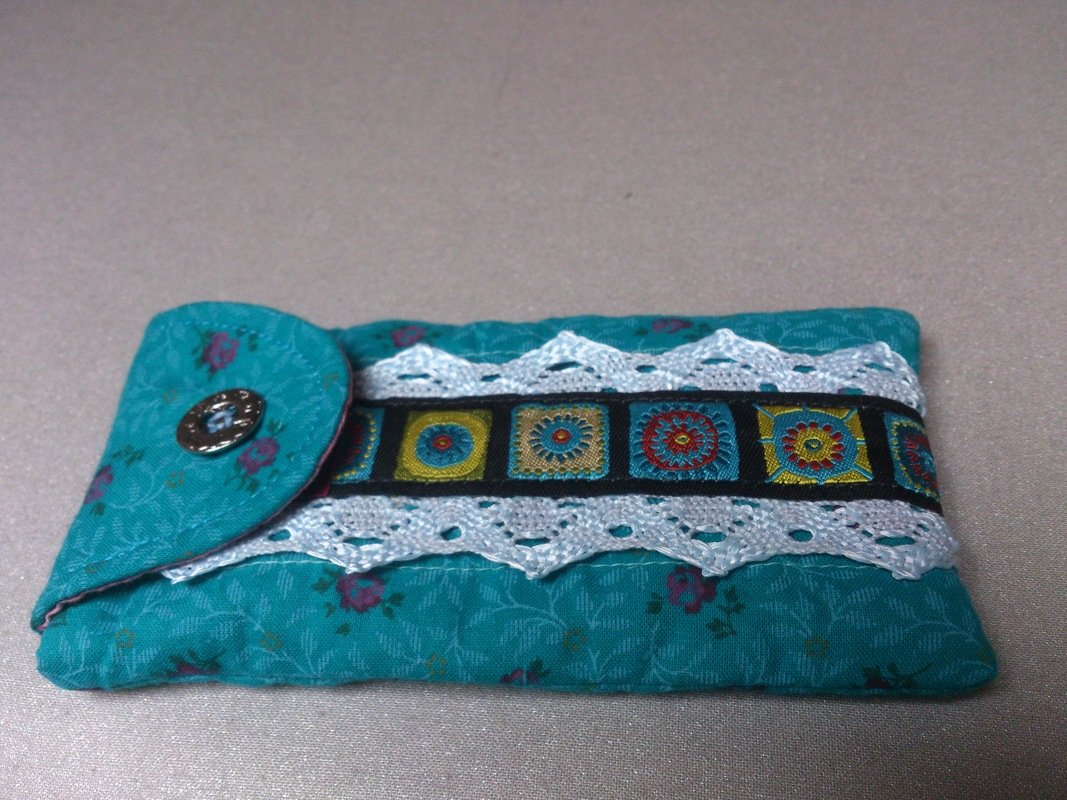 Schnittmuster kostenlos &amp; Nähanleitung - Handytasche / Smartphonetasche “Agneta” für alle Handygrößen