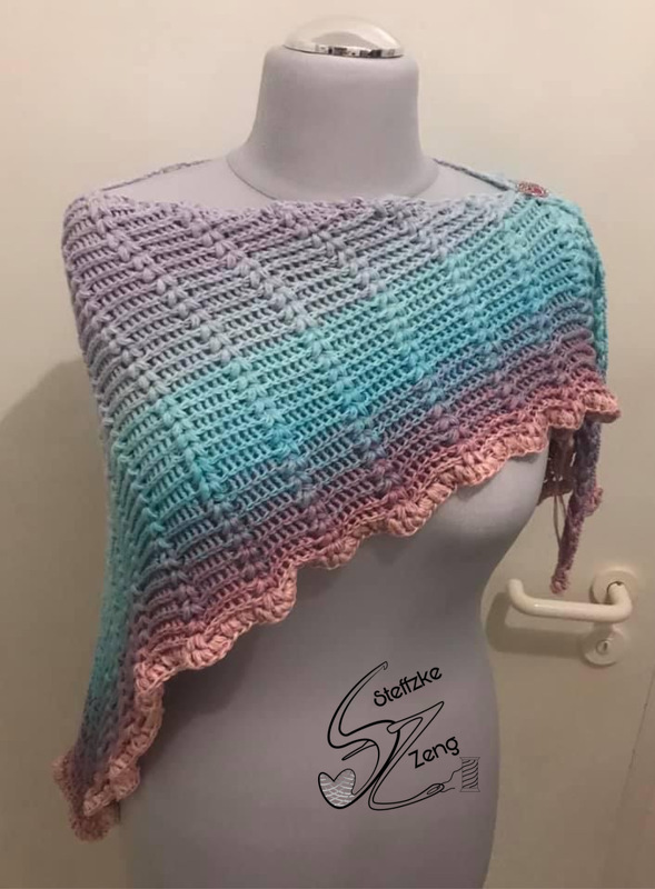 Winter Wonder Häkeltuch und asymmetrisches Tuch inkl. Bettlerhandschuhe