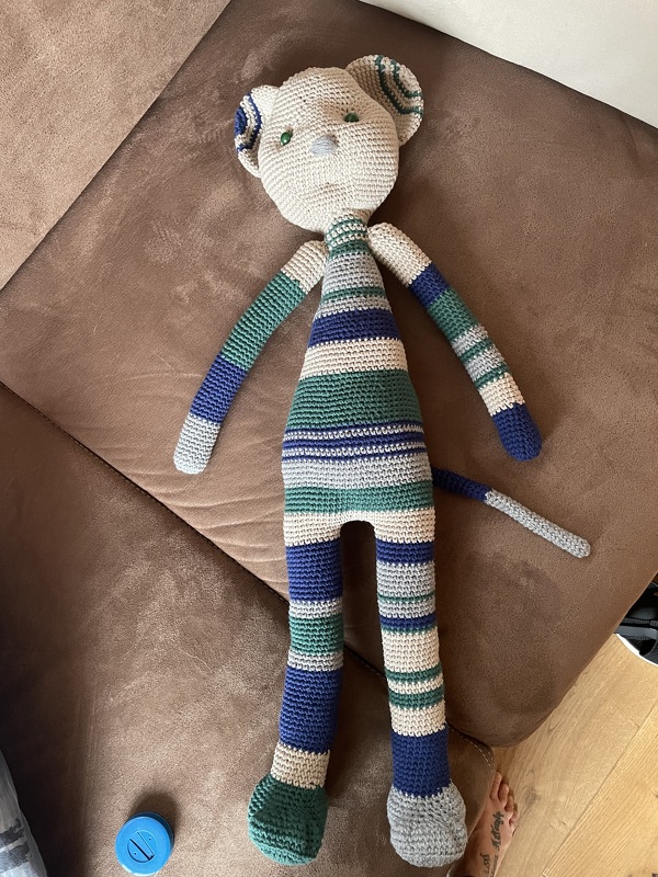 Schlenkermaus aus Wollresten. Glückstier 2020!