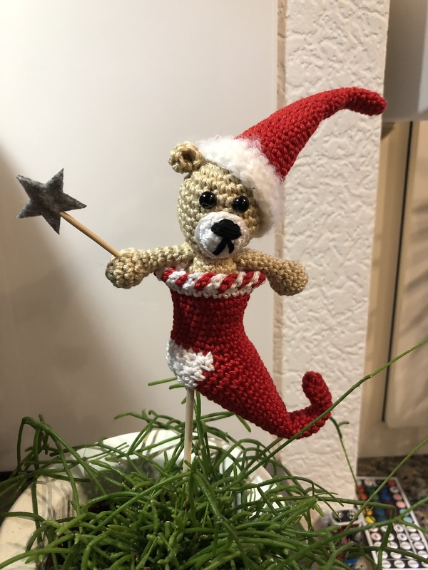 Häkelanleitung Weihnachtsbär im Socken / Maritim und Klassisch