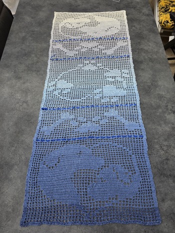 Hab den Tischläufer fertig. Anleitung war top. Vielen Dank
#Tischläufer #Hund #häckeln