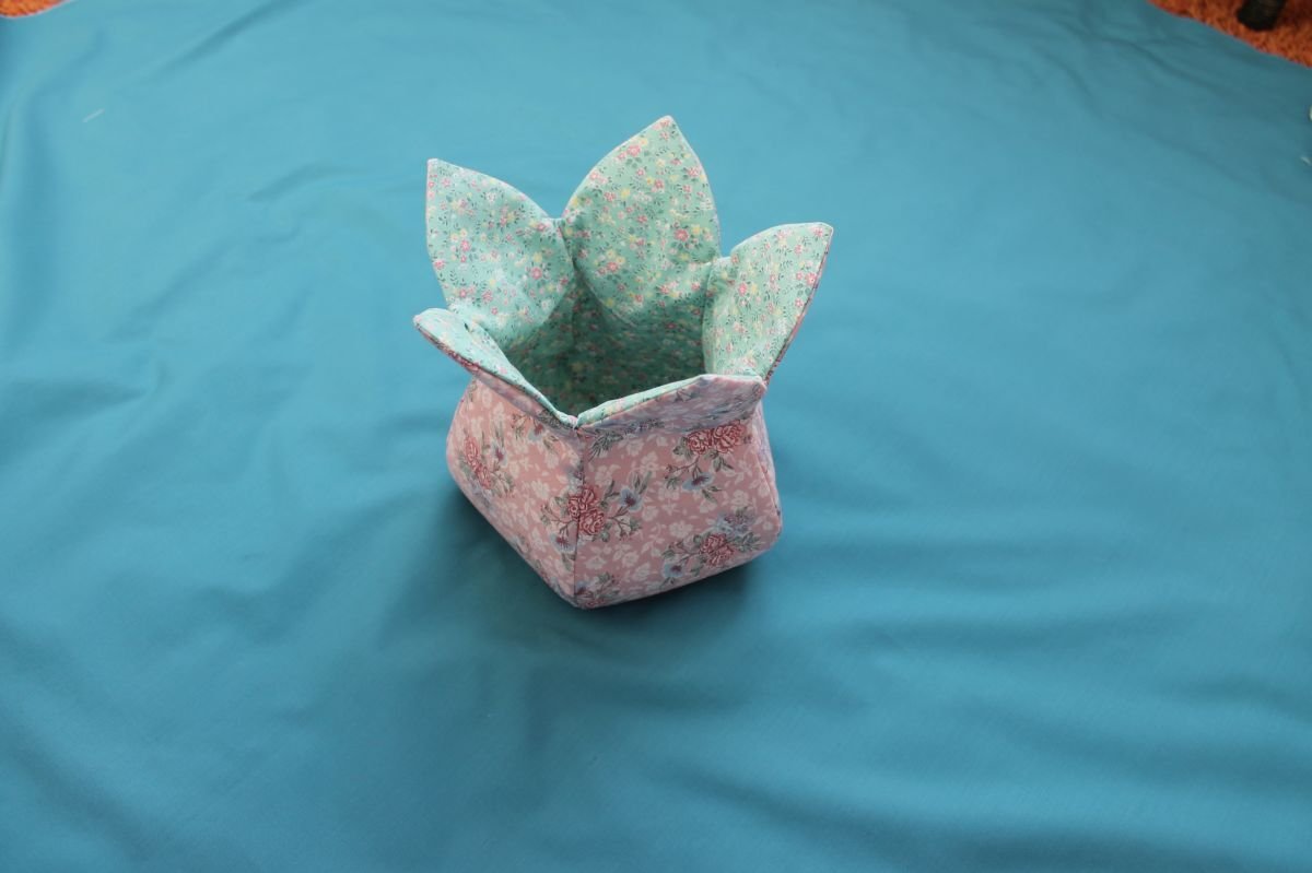 Stoffkörbchen Blüte - orimono nähen Anleitung