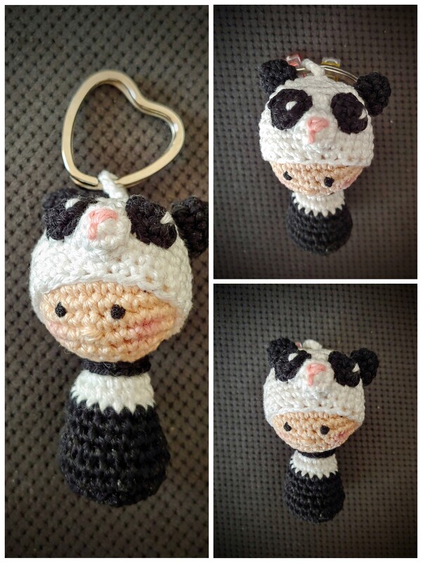 Mini Panda Schlüsselanhänger Häkelanleitung