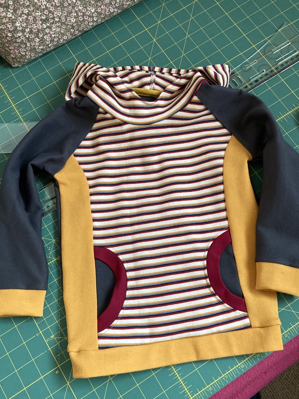 Carlo Raglanhoodie für Jungs (86-146 Nähanleitung &amp; Schnitt)