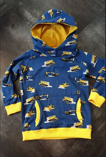 Tolle Anleitung. Die Umsetzung war super. Und ich finde, der Bagger-Pulli kann sich sehen lassen.