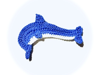 Ich habe mir die Anleitung heute gekauft und direkt losgelegt. Nach 15 Minuten hielt ich einen süßen Delfin in Händen. Super erklärte Anleitung, danke dafür :)