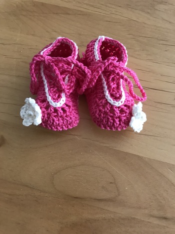 Zuckersüße Babyschuhe.