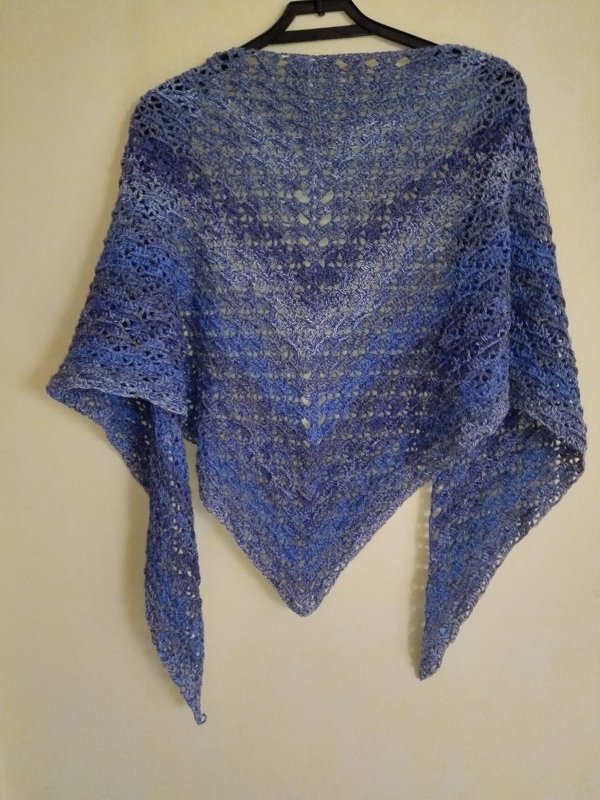 Stephanies Wunschtuch, kostenlose Häkelanleitung für flaches Dreiecktuch