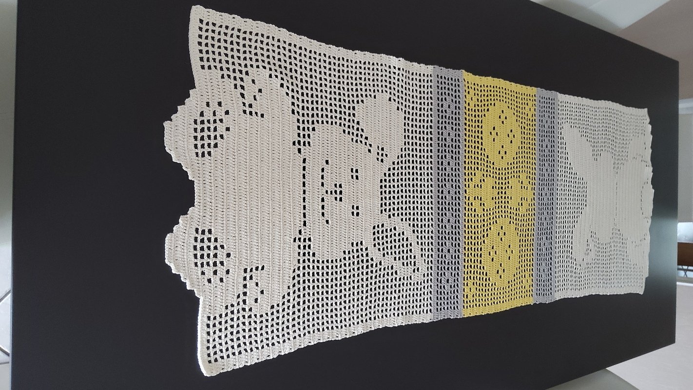 Häkeln / Tischläufer "Schnuffel" + Bonusgröße