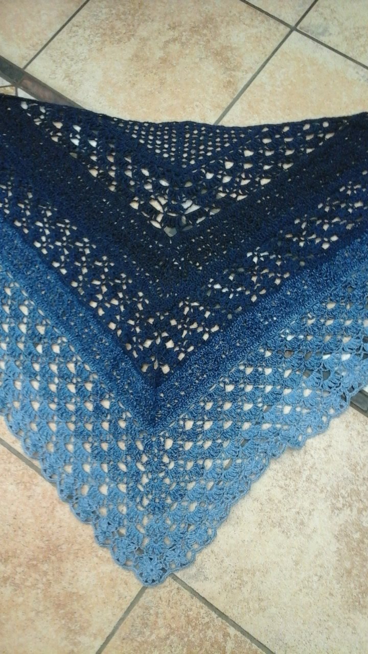 Lovely Wonder Häkeltuch