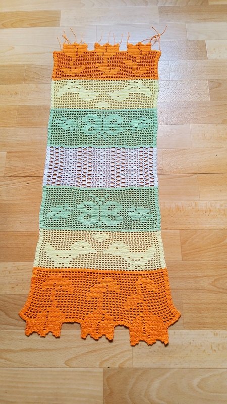 Häkeln / Tischläufer "Frühlingsgefühle"