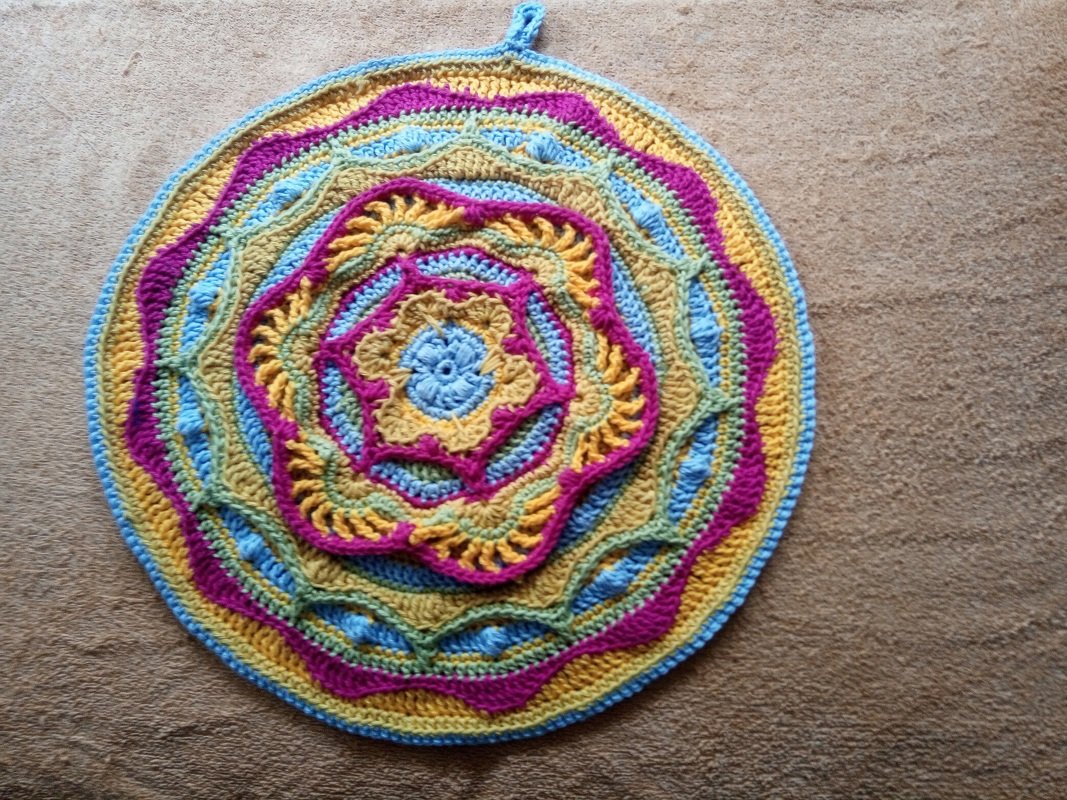 Häkelanleitung Topflappen Mandala "Summer Rose"