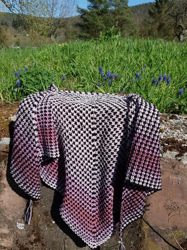 Pepita-Tuch (gehäkelt) von Liane-Stähler-Designs