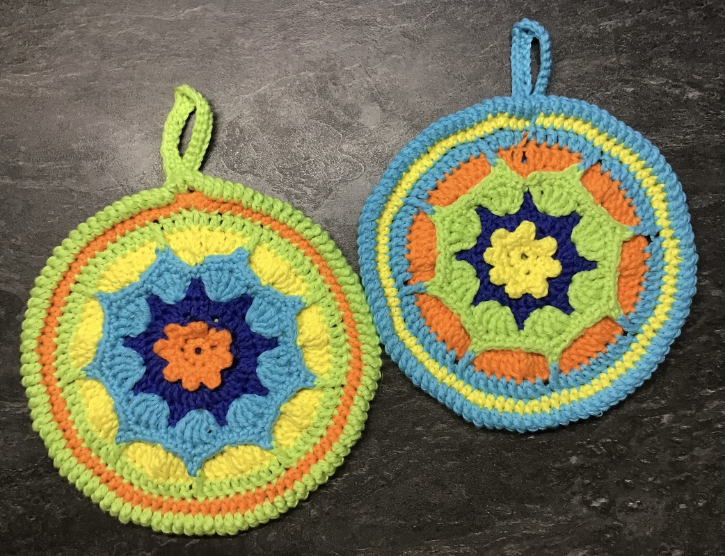 Häkelanleitung Topflappen Mandala "Spring Rose"